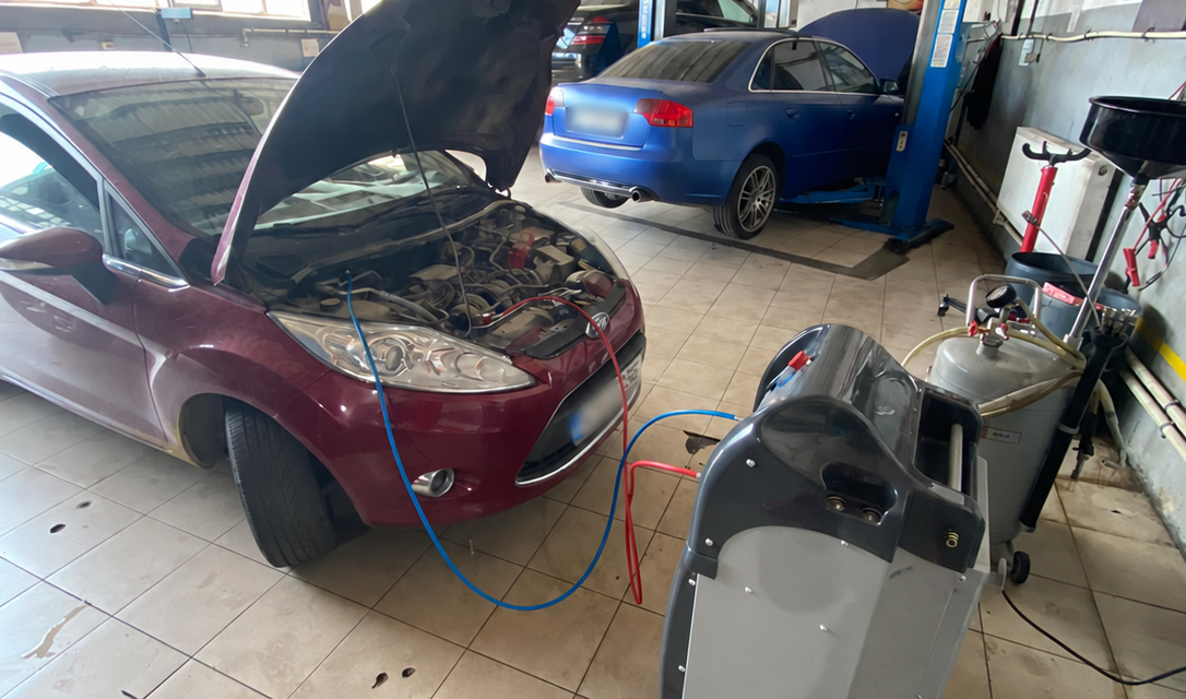 Încărcare freon și climatizare auto