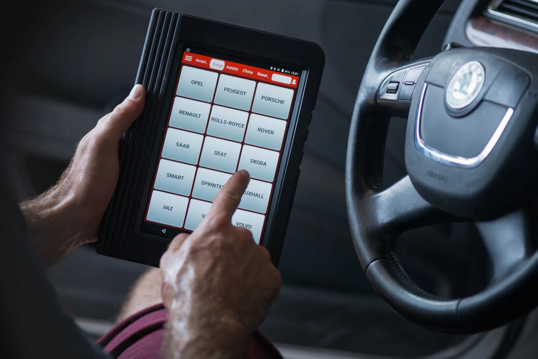 Echipă service auto GTE REP CAR Constanța